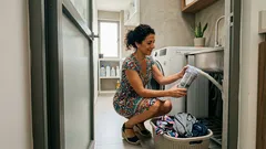 Lo que tu lavadora manda al drenaje y el filtro que puede frenarlo